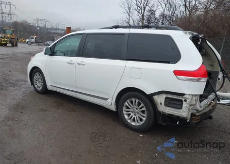 2013 Toyota Sienna Xle V6 8 Passenger из США, поврежденный, VIN 5TDYK3DC8DS305381